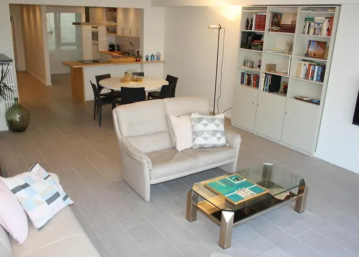 Prince's165 Apartment *